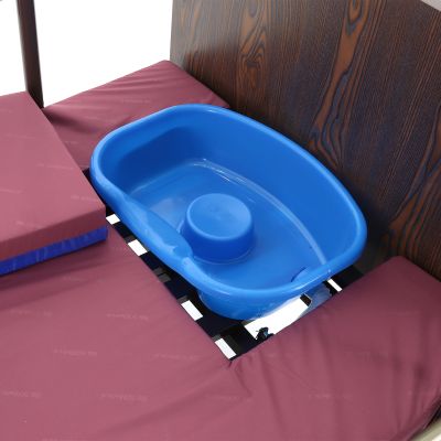 Кровать механическая Med-Mos YG-5 (ММ-5124Н-01) с боковым переворачиванием, туалетным устройством и функцией «кардиокресло»